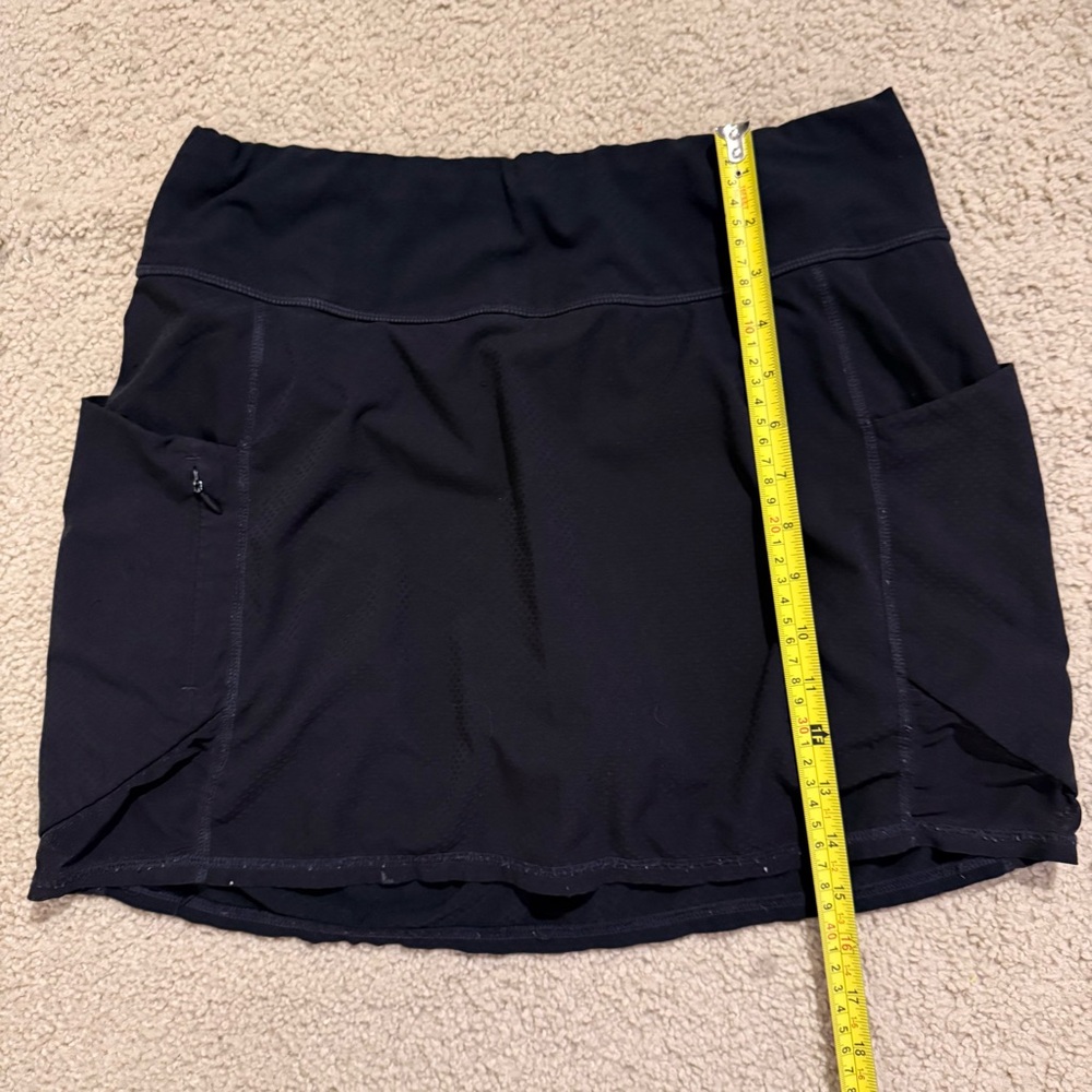 Athleta Black Athletic Skort Skirt Built-In Shorts Pockets Zip Pocket Size Small - Picture 7 of 7